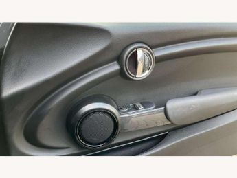 MINI Hatchback 1.5 Cooper Sport II 3dr Auto