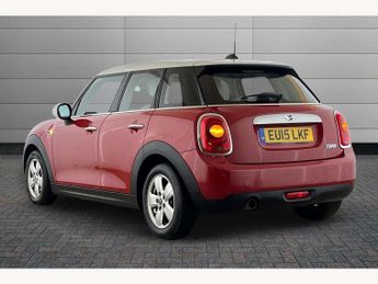 MINI Hatchback 5dr 1.5 Cooper 5dr Auto