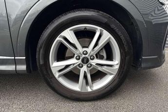 Audi Q3 35 TFSI S Line 5dr S Tronic [Leather]