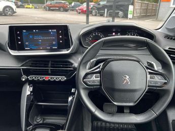 Peugeot 208 1.2 PureTech 100 Active Premium + 5dr EAT8