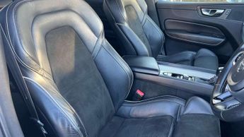 Volvo XC60 2.0 D5 PowerPulse R DESIGN 5dr AWD Geartronic
