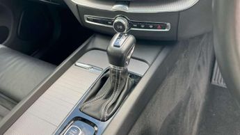 Volvo XC60 2.0 T5 [250] R DESIGN Pro 5dr AWD Geartronic