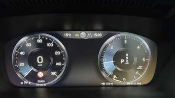 Volvo XC40 2.0 D3 R DESIGN 5dr AWD Geartronic