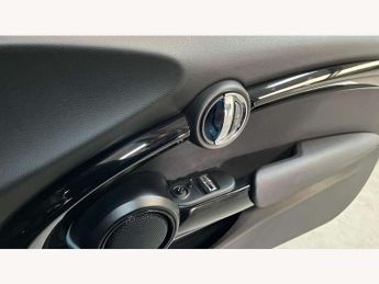 MINI Hatchback 1.5 Cooper Sport 3dr Auto