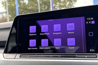 Volkswagen Golf 2.0 TDI Life 5dr DSG