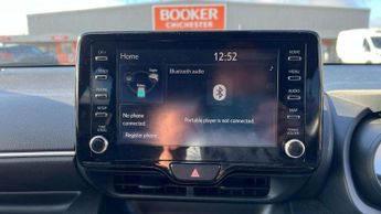 Toyota Yaris 1.5 Hybrid Design 5dr CVT