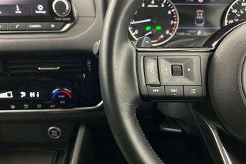 Nissan Qashqai 1.3 DiG-T MH 158 Acenta Premium 5dr Xtronic