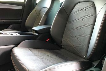 SEAT Leon 1.5 eTSI 150 FR Sport 5dr DSG