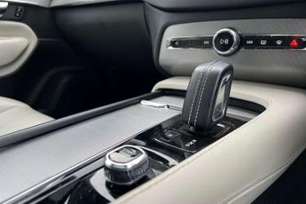 Volvo XC90 2.0 T8 Recharge PHEV R DESIGN 5dr AWD Auto