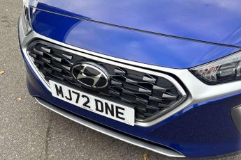 Hyundai IONIQ 1.6 GDi Hybrid Premium 5dr DCT