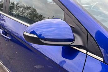 Hyundai IONIQ 1.6 GDi Hybrid Premium 5dr DCT