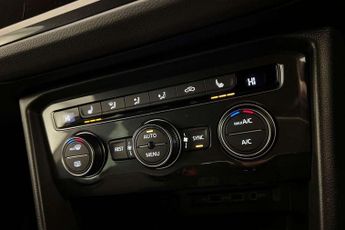 Volkswagen Tiguan 2.0 TSi 230 4Motion R-Line Tech 5dr DSG