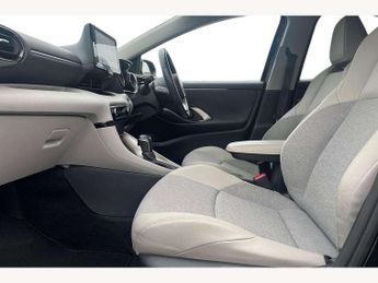 Toyota Yaris 1.5 Hybrid Excel 5dr CVT