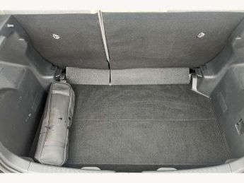 Toyota Yaris 1.5 Hybrid Excel 5dr CVT