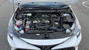 Toyota Corolla Touring Sport 2.0 VVT-i Hybrid GR Sport 5dr CVT
