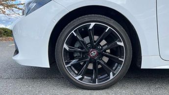 Toyota Corolla Touring Sport 2.0 VVT-i Hybrid GR Sport 5dr CVT
