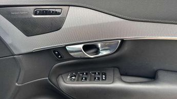 Volvo XC90 2.0 B5D [235] Plus Dark 5dr AWD Geartronic