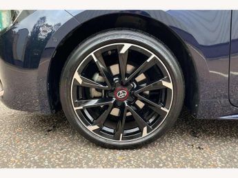 Toyota Corolla 2.0 VVT-i Hybrid GR Sport 5dr CVT