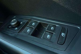 Volkswagen T-Roc 2.0 TSI 4MOTION SEL 5dr DSG