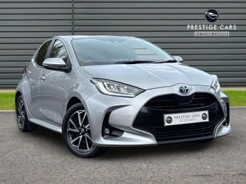 Toyota Yaris 1.5 Hybrid Design 5dr CVT