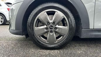 MINI Hatchback 2.0 Cooper S Classic 3dr Auto