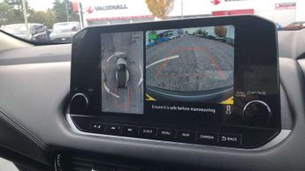 Nissan Qashqai 1.3 DiG-T MH 158 N-Connecta 5dr Xtronic