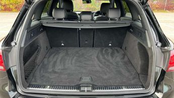 Mercedes-Benz GLC GLC 220d 4Matic AMG Line Premium 5dr 9G-Tronic