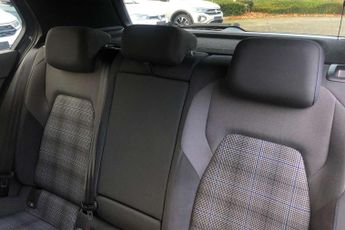 Volkswagen Golf GTE 1.4 TSI GTE 5dr DSG