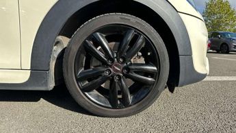 MINI Hatchback 2.0 Cooper S Sport II 3dr Auto