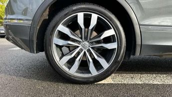 Volkswagen Tiguan 2.0 TSi 230 4Motion SEL 5dr DSG