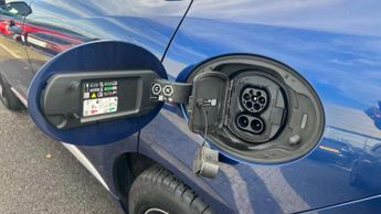 Jaguar F-Pace 2.0 P400e R-Dynamic SE 5dr Auto AWD