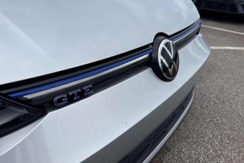 Volkswagen Golf GTE 1.4 TSI GTE 5dr DSG