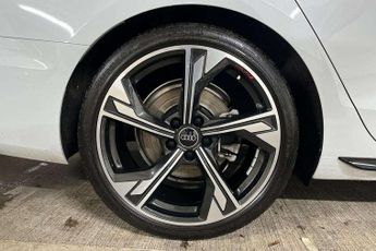 Audi A4 Avant 40 TFSI 204 Black Edition 5dr S Tronic