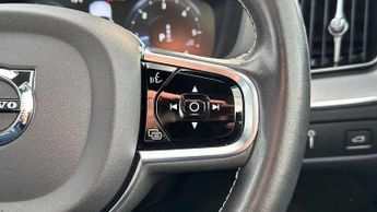 Volvo XC60 2.0 B4D R DESIGN Pro 5dr AWD Geartronic