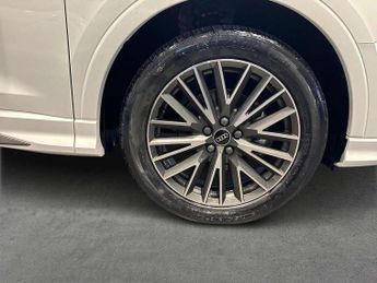 Audi Q3 35 TFSI S Line 5dr S Tronic [Leather]