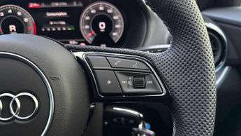 Audi Q2 35 TFSI Black Edition 5dr S Tronic