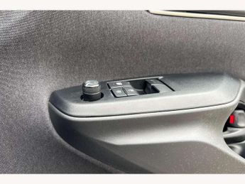 Toyota Yaris 1.5 Hybrid Icon 5dr CVT