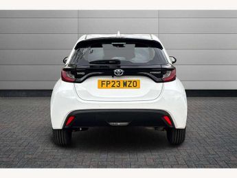 Toyota Yaris 1.5 Hybrid Icon 5dr CVT