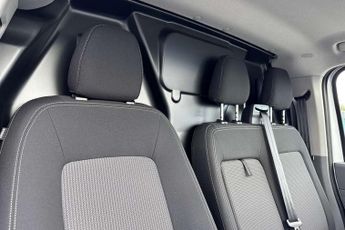 Volkswagen Transporter 2.0 TDI 170 Commerce Pro Van Auto
