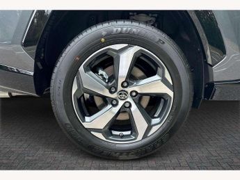 Toyota RAV4 2.5 PHEV Design 5dr CVT