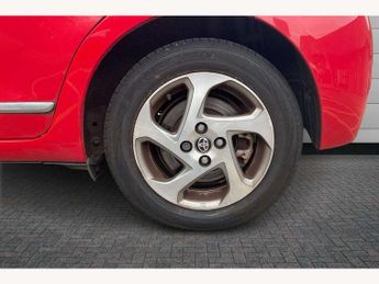 Toyota Yaris 1.5 Hybrid Icon 5dr CVT