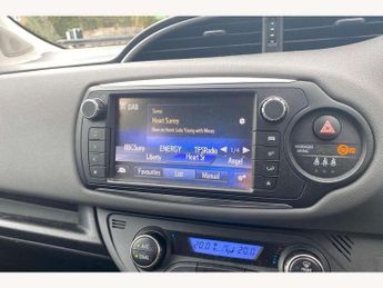 Toyota Yaris 1.5 Hybrid Icon 5dr CVT