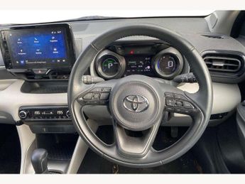 Toyota Yaris 1.5 Hybrid Excel 5dr CVT