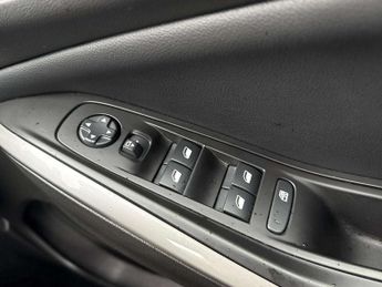 Vauxhall Grandland 1.2 Hybrid [136] Ultimate 5dr e-DCT6