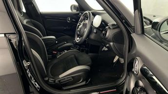 MINI Hatchback 5dr 1.5 Cooper Sport 5dr Auto [Comfort/Nav Pack]