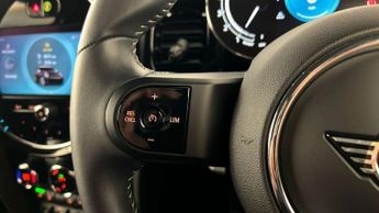 MINI Hatchback 5dr 1.5 Cooper Sport 5dr Auto [Comfort/Nav Pack]