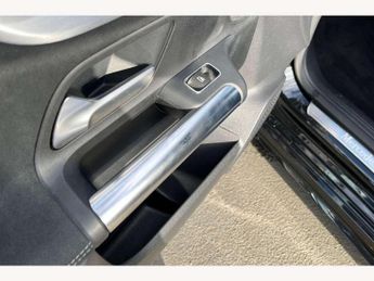 Mercedes-Benz B-Class B200 AMG Line Premium Edition 5dr Auto