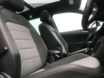 Volkswagen Tiguan 2.0 TDi 190 4Motion R-Line Tech 5dr DSG