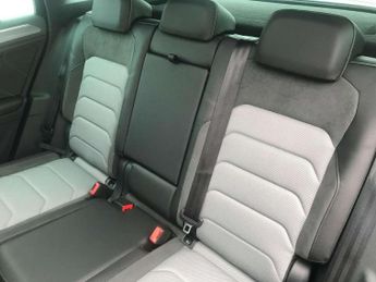 Volkswagen Tiguan 2.0 TDi 190 4Motion R-Line Tech 5dr DSG