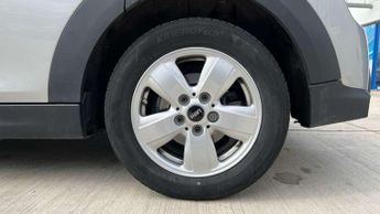 MINI Hatchback 5dr 1.5 Cooper Classic 5dr Auto